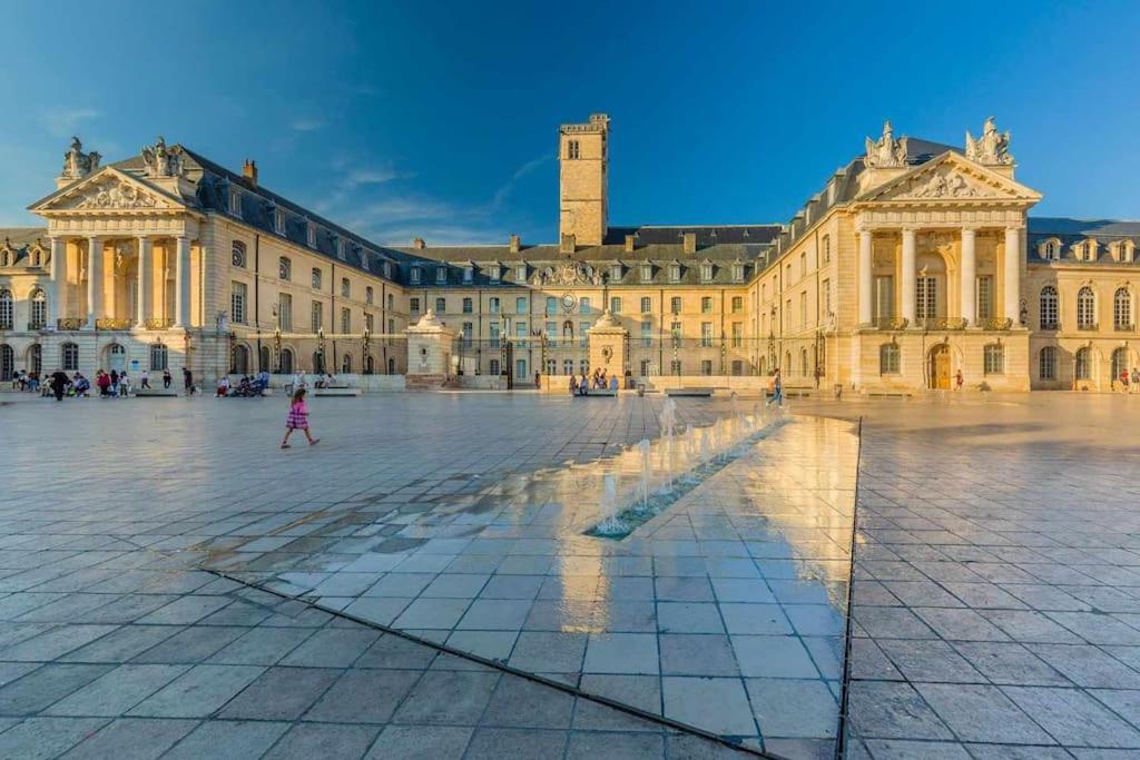 Le Boheme Chic : Au Coeur Du Centre Historique Apartman Dijon Kültér fotó